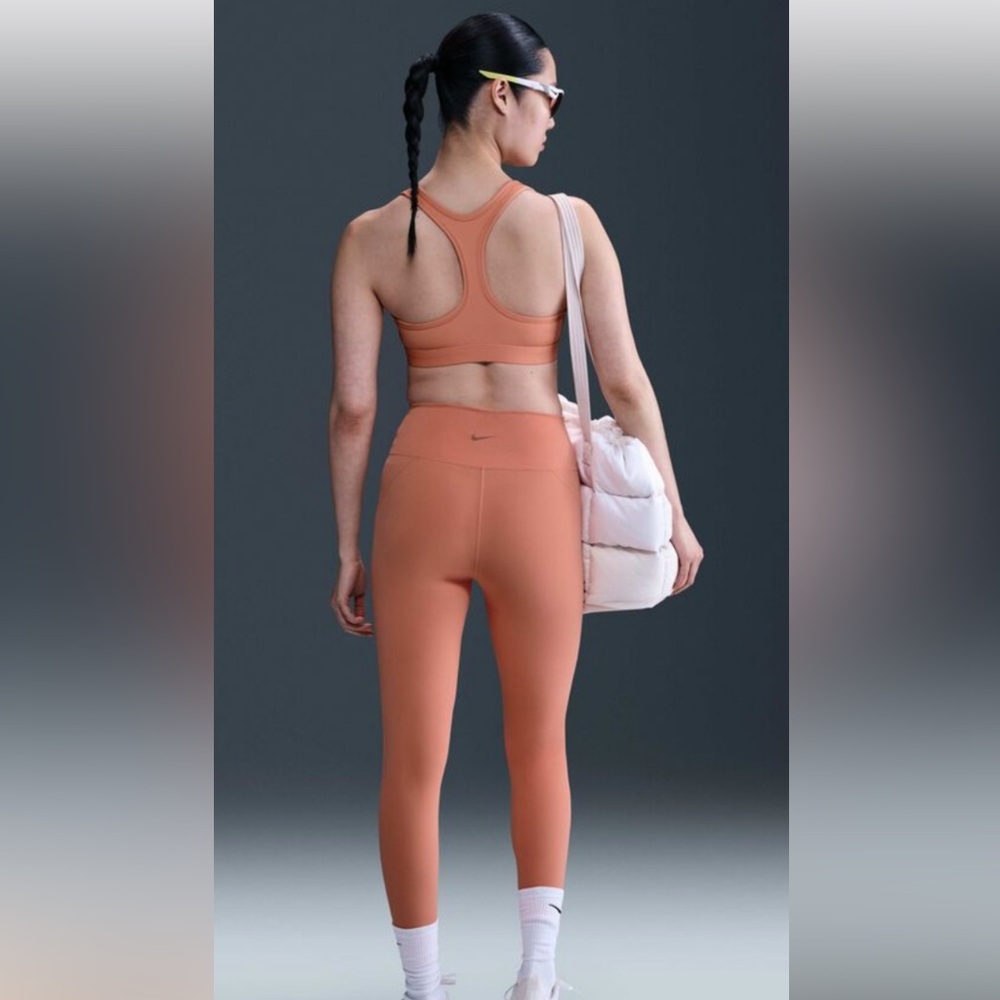 Nike Peach Leggings